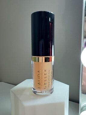 Laura Geller Treat-N-Go Lip Oil Fast Track 3.8mL BNIB Fast Track